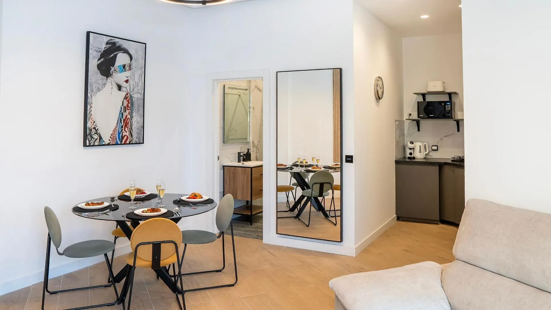 Trendy Apartment With A Heated Pool And Near Aqualand, 1A Costa Adeje  0*, Costa Adeje (Tenerife)
